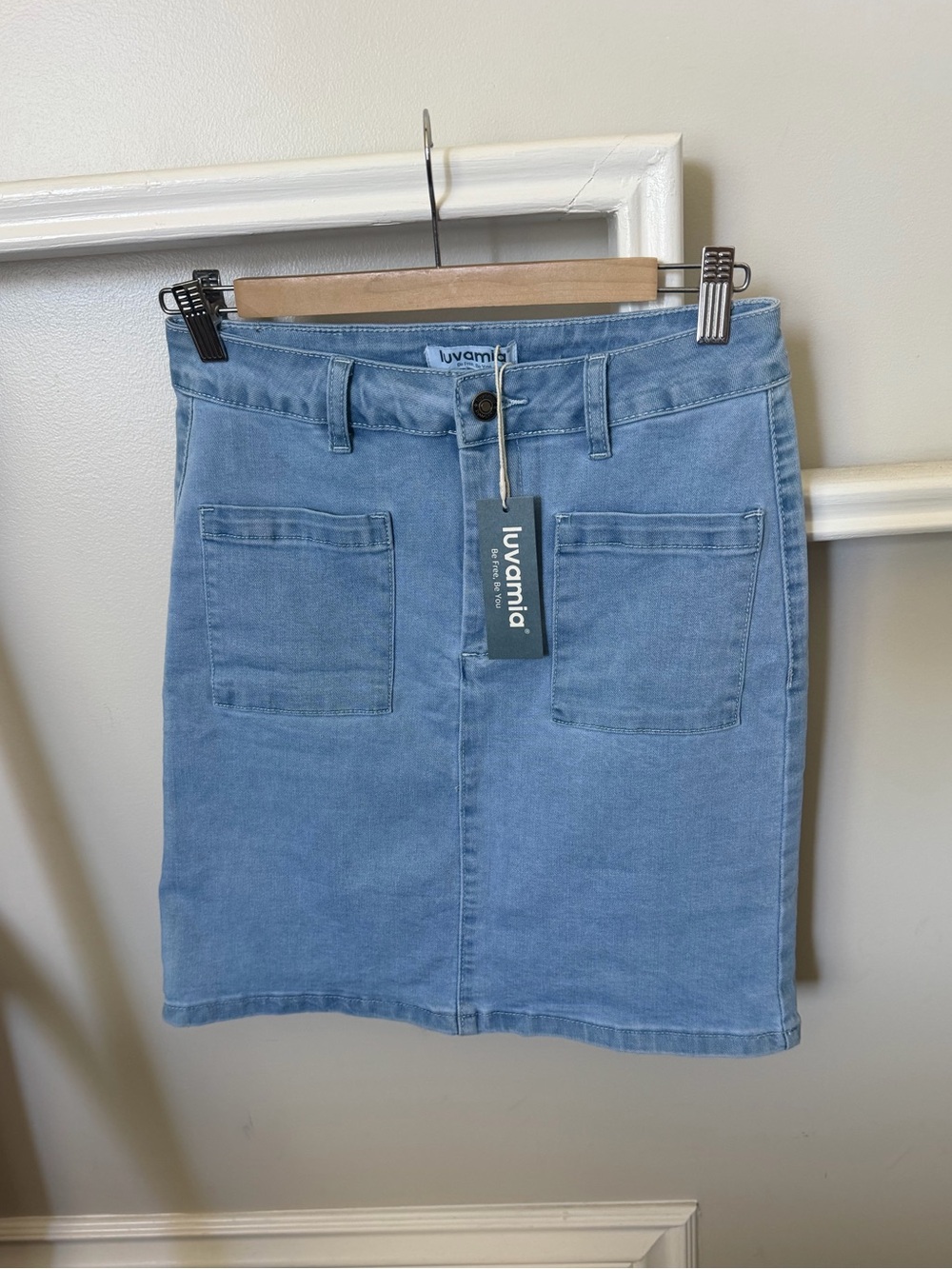 Brand new skirt
